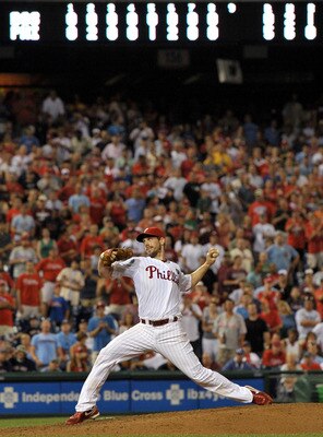 PHILADELPHIA, PA - JUNE 28: Starting pitcher Cliff Lee #33 of the Philadelphia Phillies delivers a pitch in the top of the ninth inning for his third consecutive shutout during the game against the Boston Red Sox at Citizens Bank Park on June 28, 2011 in