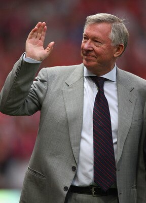 MANCHESTER, ENGLAND - AUGUST 22:  Manchester United manager Sir Alex Ferguson waves to fans ahead of the Barclays Premier League match between Manchester United and Tottenham Hotspur at Old Trafford on August 22, 2011 in Manchester, England.  (Photo by Al