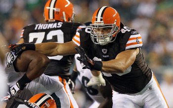 PHILADELPHIA, PA - AUGUST 25:  Peyton Hillis #40 of the Cleveland Browns in action against the Philadelphia Eagles during their pre season game on August 25, 2011 at Lincoln Financial Field in Philadelphia, Pennsylvania.  (Photo by Jim McIsaac/Getty Image