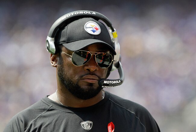 BALTIMORE, MD - SEPTEMBER 11:  Head coach Mike Tomlin of the Pittsburgh Steelers looks on from the sidelines during first half of the season opener against the Baltimore Ravens at M&T Bank Stadium on September 11, 2011 in Baltimore, Maryland.  (Photo by R