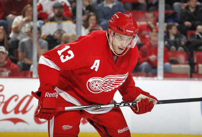 DETROIT, MI - FEBRUARY 13:  Pavel Datsyuk #13 of the Detroit Red Wings looks on against the Boston Bruins on February 13, 2011 in Detroit, Michigan.  (Photo by Gregory Shamus/Getty Images)