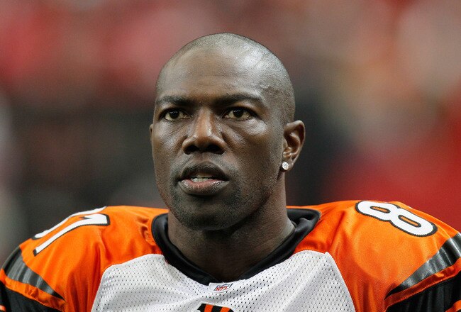 ATLANTA - OCTOBER 24:  Terrell Owens #81 of the Cincinnati Bengals against the Atlanta Falcons at Georgia Dome on October 24, 2010 in Atlanta, Georgia.  (Photo by Kevin C. Cox/Getty Images)