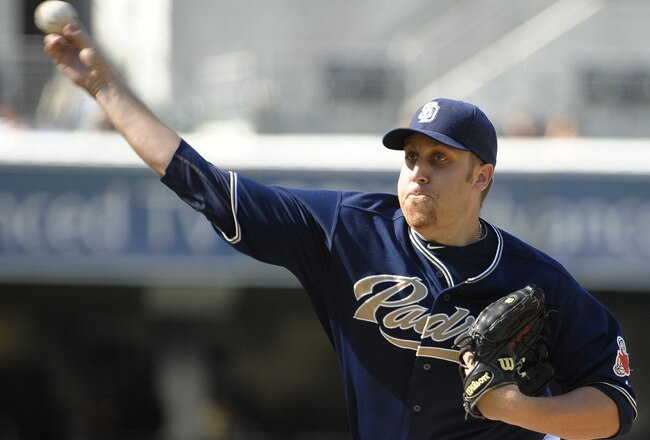 SAN DIEGO, CA - SEPTEMBER 7:  Aaron Harang #41 of the San Diego Padres pitches during the second inning of a baseball game against the San Francisco Giants at Petco Park on September 7, 2011 in San Diego, California.  (Photo by Denis Poroy/Getty Images)