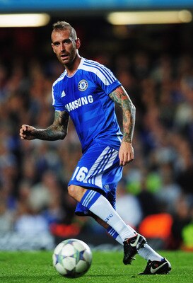 LONDON, ENGLAND - SEPTEMBER 13:  Raul Meireles of Chelsea runs with the ball during the UEFA Champions League group E match between Chelsea FC and Bayer 04 Leverkusen at Stamford Bridge on September 13, 2011 in London, England.  (Photo by Jamie McDonald/G