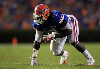 GAINESVILLE, FL - SEPTEMBER 10: Ronald Powell #7 of the Florida Gators lines up during a game against the UAB Blazers at Ben Hill Griffin Stadium on September 10, 2011 in Gainesville, Florida.  (Photo by Sam Greenwood/Getty Images)
