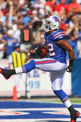 ORCHARD PARK, NY - SEPTEMBER 18:  Fred Jackson #22 of the Buffalo Bills scores Buffalo's third touchdown against the Oakland Raiders at Ralph Wilson Stadium on September 18, 2011 in Orchard Park, New York. Buffalo won 38-35.  (Photo by Rick Stewart/Getty