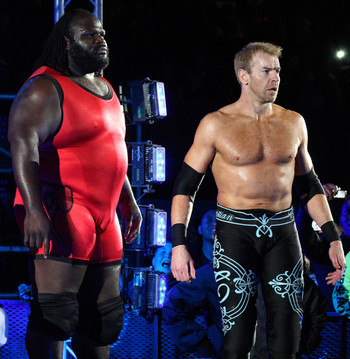 Mark Henry et Christian sur le retour. MarkHenryWWESmackdownLiveTourDurbanCdltC13dlndl_display_image