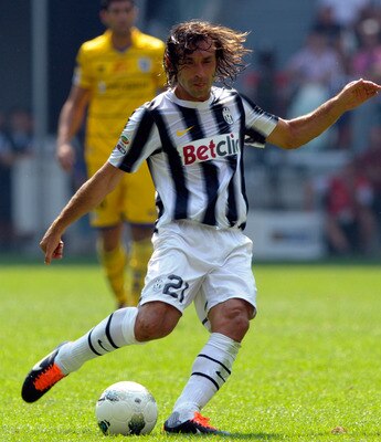 TURIN, ITALY - SEPTEMBER 11:  Andrea Pirlo of Juventus FC in action during the Serie A match between Juventus FC v Parma FC at Juventus Stadium on September 11, 2011 in Turin, Italy.  (Photo by Claudio Villa/Getty Images)