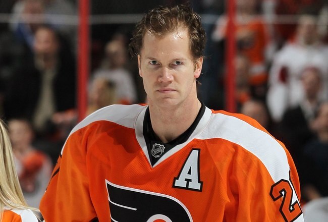 PHILADELPHIA, PA - JANUARY 20:  Chris Pronger #20 of the Philadelphia Flyers warms up before playing agauinst the Ottawa Senators on January 20, 2011 at Wells Fargo Center in Philadelphia, Pennsylvania.  (Photo by Jim McIsaac/Getty Images)