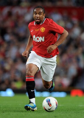 MANCHESTER, ENGLAND - AUGUST 05:  Anderson of Manchester United in action during Paul Scholes' Testimonial Match between Manchester United and New York Cosmos at Old Trafford on August 5, 2011 in Manchester, England.  (Photo by Chris Brunskill/Getty Image