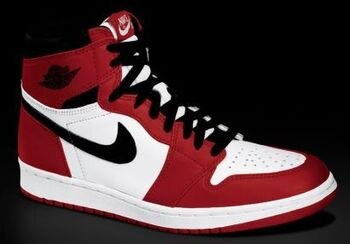 http://www.michaeljordansworld.com/airjordans/air_jordan_01.jpg