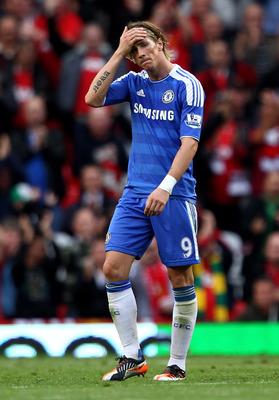 MANCHESTER, ENGLAND - SEPTEMBER 18:  Fernando Torres of Chelsea looks dejected during the Barclays Premier League match between Manchester United and Chelsea at Old Trafford on September 18, 2011 in Manchester, England.  (Photo by Clive Brunskill/Getty Im