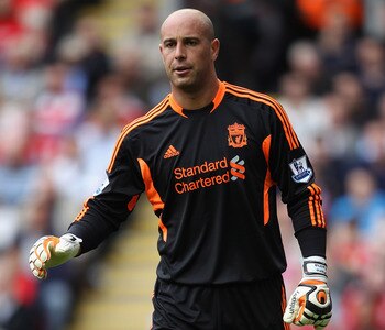 LIVERPOOL, ENGLAND - AUGUST 13:  Jose Reina of Liverpool directs his defence during the Barclays Premier League match between Liverpool and Sunderland at Anfield on August 13, 2011 in Liverpool, England.  (Photo by Clive Brunskill/Getty Images)