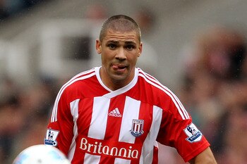 STOKE ON TRENT, ENGLAND - SEPTEMBER 10:  Jonathan Walters of Stokel in action during the Barclays Premier League match between Stoke City and Liverpool at Britannia Stadium on September 10, 2011 in Stoke on Trent, England.  (Photo by Scott Heavey/Getty Im
