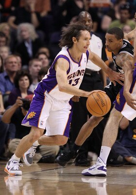 Steve Nash plays a similar style to the departing Beno Udrih