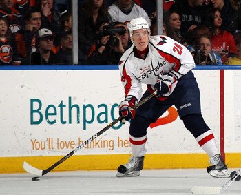 UNIONDALE, NY - FEBRUARY 26:  Alexander Semin #28 of the Washington Capitals skates against the New York Islanders at the Nassau Coliseum on February 26, 2011 in Uniondale, New York. The Capitals defeated the Islanders 3-2.  (Photo by Bruce Bennett/Getty