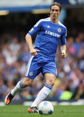 LONDON, ENGLAND - SEPTEMBER 24:  Fernando Torres of Chelsea in action during the Barclays Premier League match between Chelsea and Swansea City at Stamford Bridge on September 24, 2011 in London, England.  (Photo by Clive Rose/Getty Images)