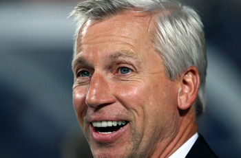 LONDON, ENGLAND - SEPTEMBER 12:  Alan Pardew, manager of Newcastle looks on during the Barclays Premier League match between Queens Park Rangers and Newcastle United at Loftus Road on September 12, 2011 in London, England.  (Photo by Julian Finney/Getty I