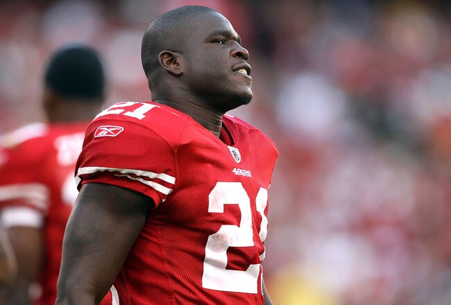SAN FRANCISCO - NOVEMBER 14:  Frank Groe #21 of the San Francisco 49ers stands on the sidelines during their game against the St. Louis Rams at Candlestick Park on November 14, 2010 in San Francisco, California.  (Photo by Ezra Shaw/Getty Images)