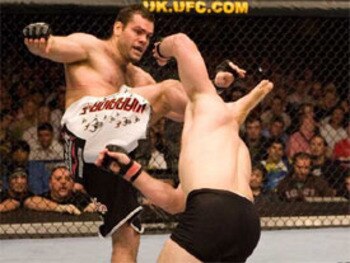 Gonzaga-vs-cro-cop_display_image