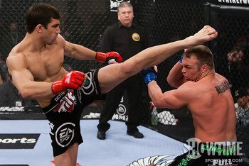 Luke Rockhold (L) - Esther Lin/Showtime