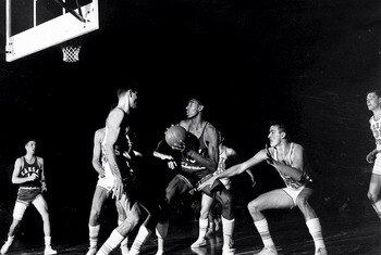 1957-wilt-chamberlain-076712304_display_image