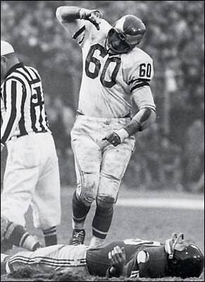 http://cache.deadspin.com/assets/images/deadspin/2008/06/eagles.jpg