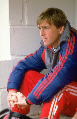 Famous coaches and managers when they were still players. - Page 3 1630324_display_image