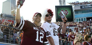 040511-cfb-mississippi-state-bulldogs-fans-jw_20110405150207898_660_320_display_image