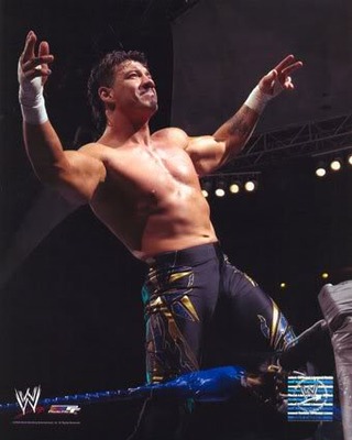 UNSTOPABLE 2014!!!!!! Desde Montreal, Canada Eddie-Guerrero-112---Posing-on-Rope_display_image