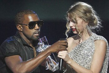 Kanye-west-grabs-mic-taylor-swift_original_display_image