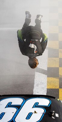 107051479_display_image