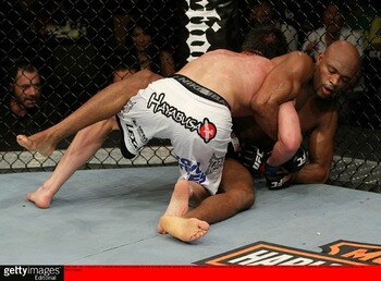 11_silva_v_sonnen_22_display_image