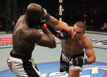 11_kongo_vs_barry_003_display_image