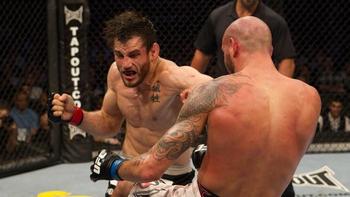 Ufc11107fitchvssaunders009_display_image