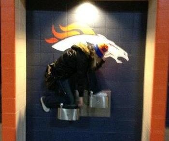 Photo courtesy of www.tebowing.com.