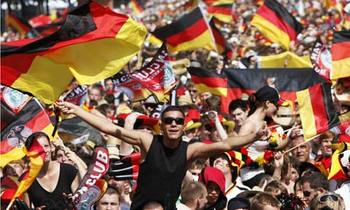 German-fans-006_display_image