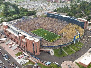 Michigan Stadium Ranked #1 College Football Stadium of 2011