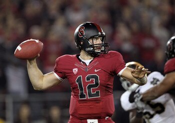 STANFORD, CA - NOVEMBER 26:  Andrew Luck #12 of the Stanford Cardinal throws the ball against the Notre Dame Fighting Irish at Stanford Stadium on November 26, 2011 in Stanford, California.  (Photo by Ezra Shaw/Getty Images)