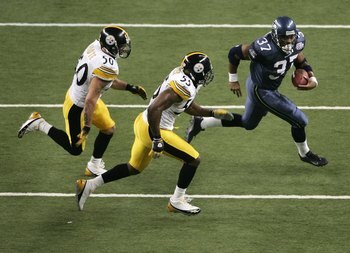 Foote (50) and Porter (55) held Shaun Alexander without a touchdown in Super Bowl XL.