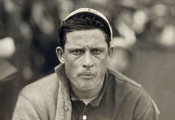 800px-ed_walsh_portrait_1911_display_image
