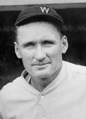 433px-walter_johnson_1924_display_image