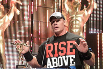 WWE Monday Night RAW SuperShow Slammy Awards 2011. Resultados 24/Diciembre/2011 JohnCena-SlammyAwardWinner2_display_image