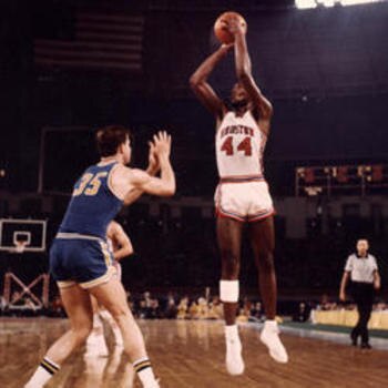 Elvinhayes_display_image