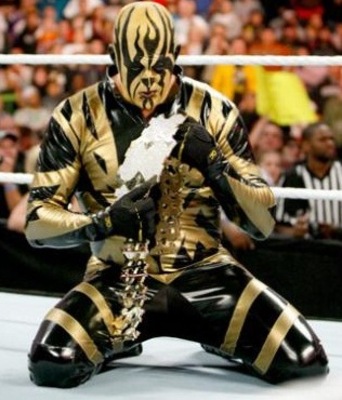 RESULTADOS - WWE Raw desde Liverpool, Inglaterra. Goldustwwe.com_display_image