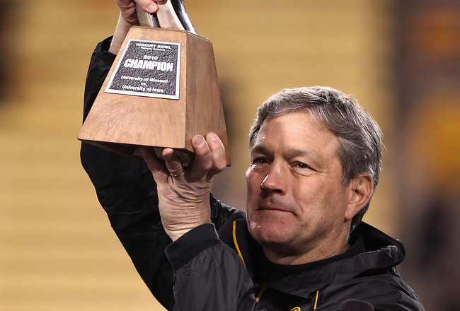 Insight Bowl notebook: Iowa coach not saying who will start at running back