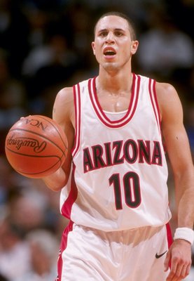 Mike Bibby and the Arizona Wildcats beat Kentucky in overtime to win the 1997 National Championship in Indianapolis.