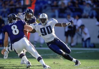 22 Oct 2000:  Jevon Kearse #90 of the Tennessee Titans rushes Quarterback Trent Dilfer #8 of the Baltimore Ravens at the PsiNet Stadium in Baltimore, Maryland.  The Titans defeated the Ravens 14-6.Mandatory Credit: Doug Pensinger  /Allsport