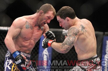 Frankie-edgar-gray-maynard-483-ufc-125_display_image