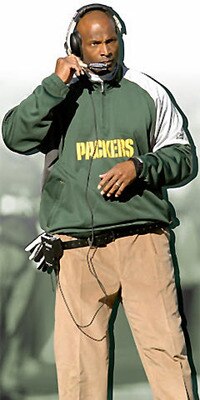 Winston-moss_display_image